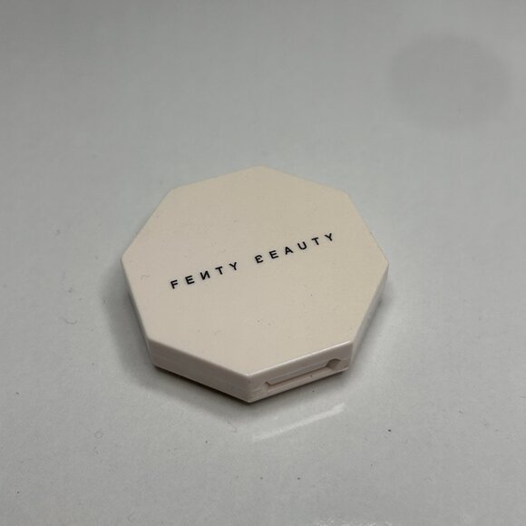 Fenty Beauty by Rihanna Killawatt  Freestyle Highlighter - Picture 3 of 3